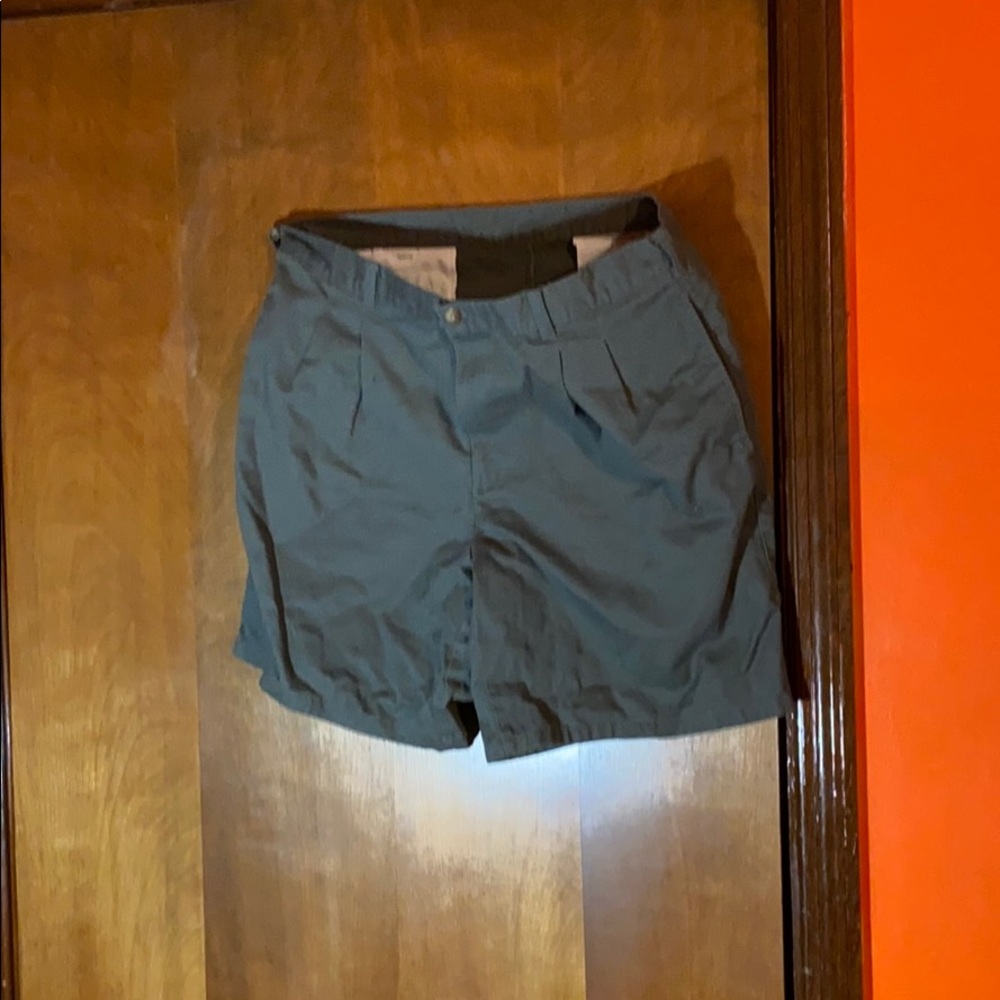 Van Heusen men’s cargo shorts